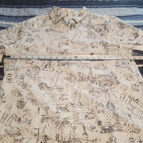 Chico's Sz 12/14 Novelty Vacation Print Eyelet Button Up Balloon Sleeve Top - Picture 9 of 11